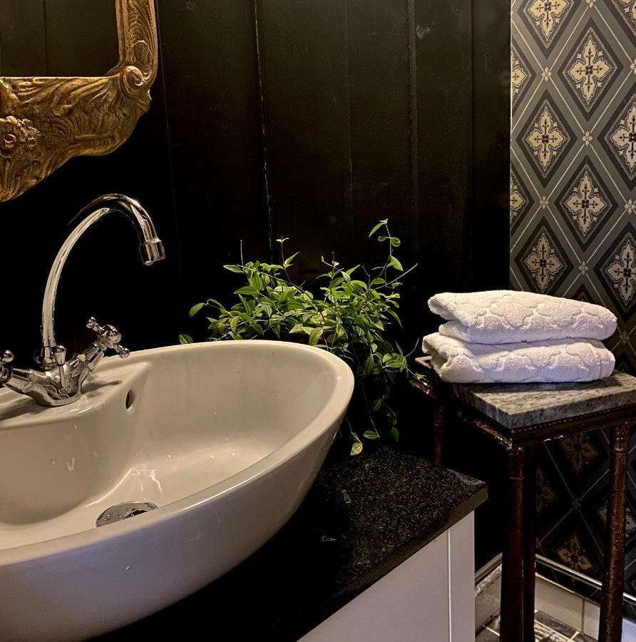 Kinna Bed & Breakfast ภายนอก รูปภาพ